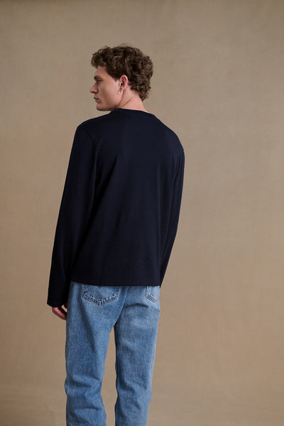 Men's navy blue long-sleeved merino wool t-shirt