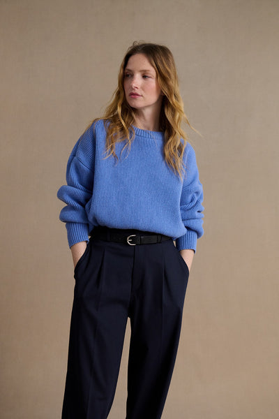 Women's periwinkle blue ribbed round-neck sweater