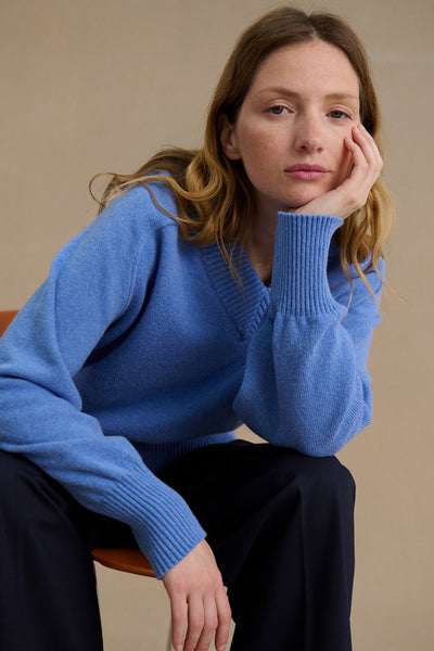 Women's periwinkle blue V-neck sweater