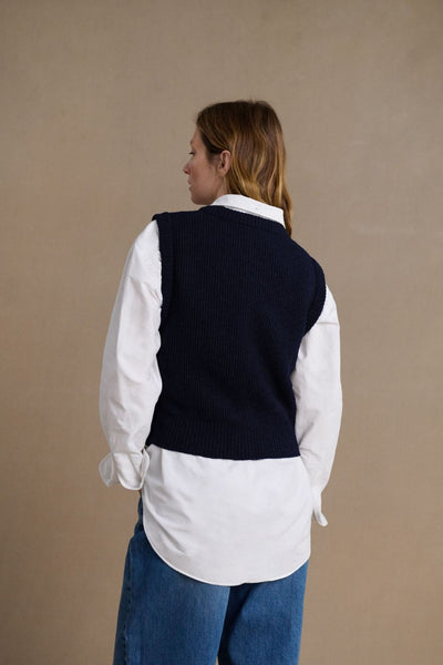 Women's sleeveless sweater navy blue