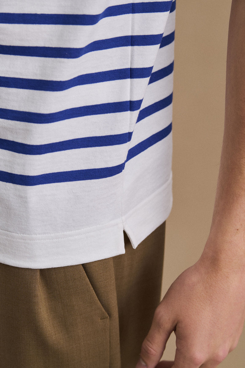 Classic white mariniere t-shirt with red stripe