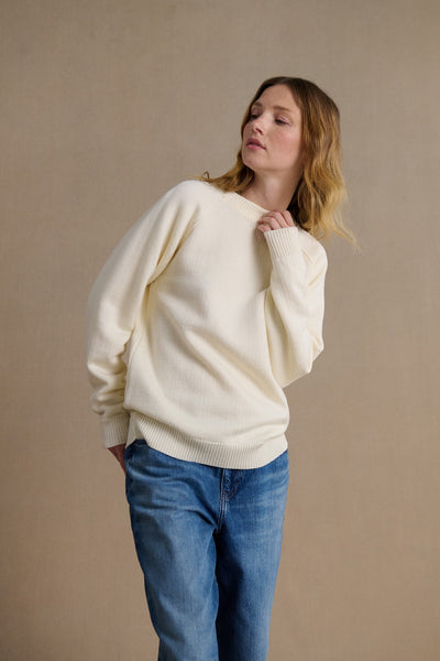 Women's ecru merino wool sweatshirt