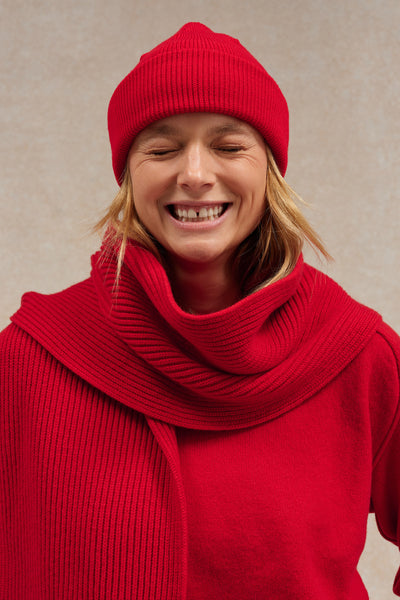 Unisex red extra soft ribbed scarf