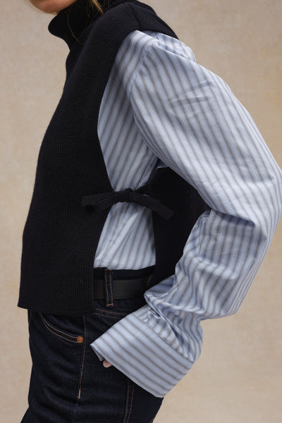Plastron col roulé bleu marine en laine mérinos pour femme