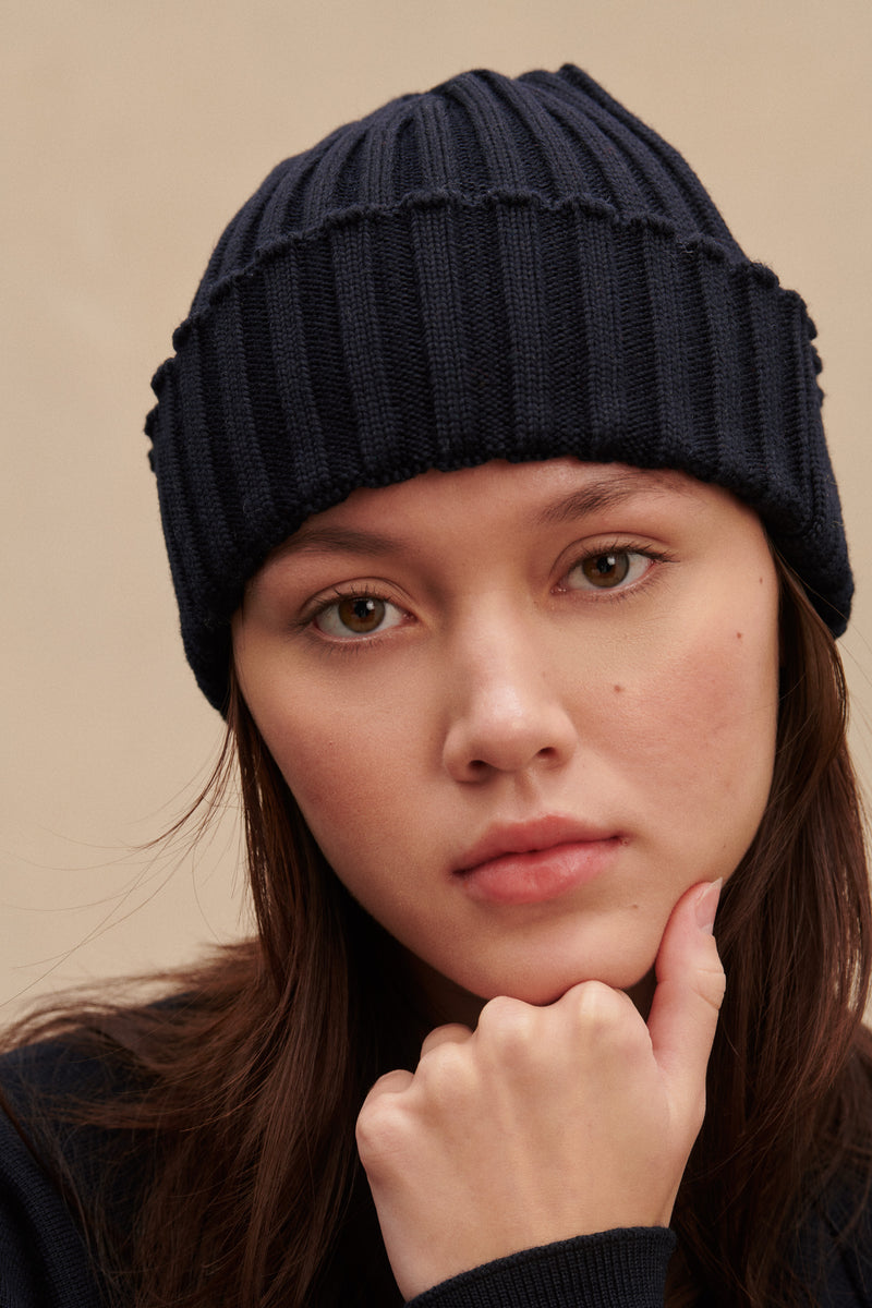Inky blue ribbed beanie 100% merino wool