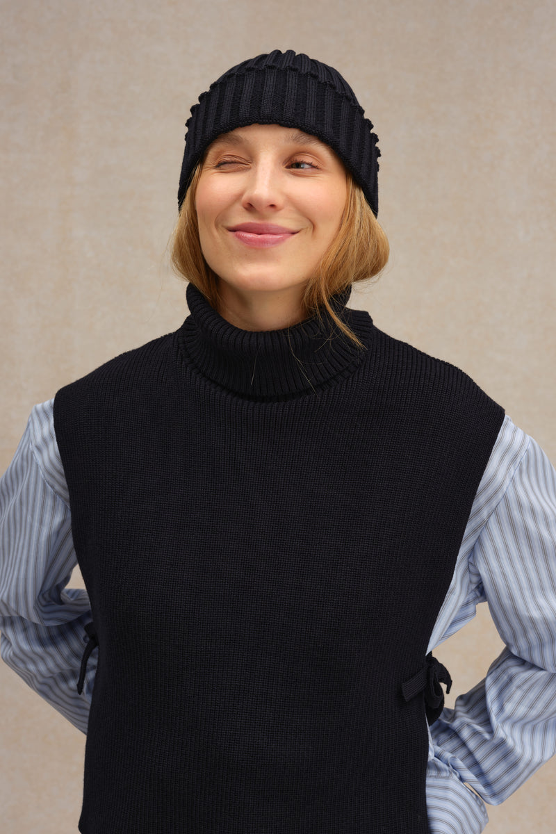 Bonnet à côtes bleu encre 100% laine mérinos