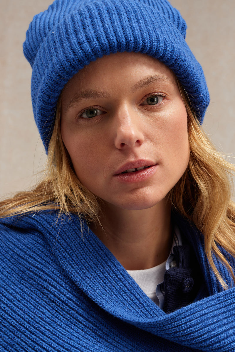 Le bonnet en laine mérinos extra-douce, couleur bleu roi Le Minor
