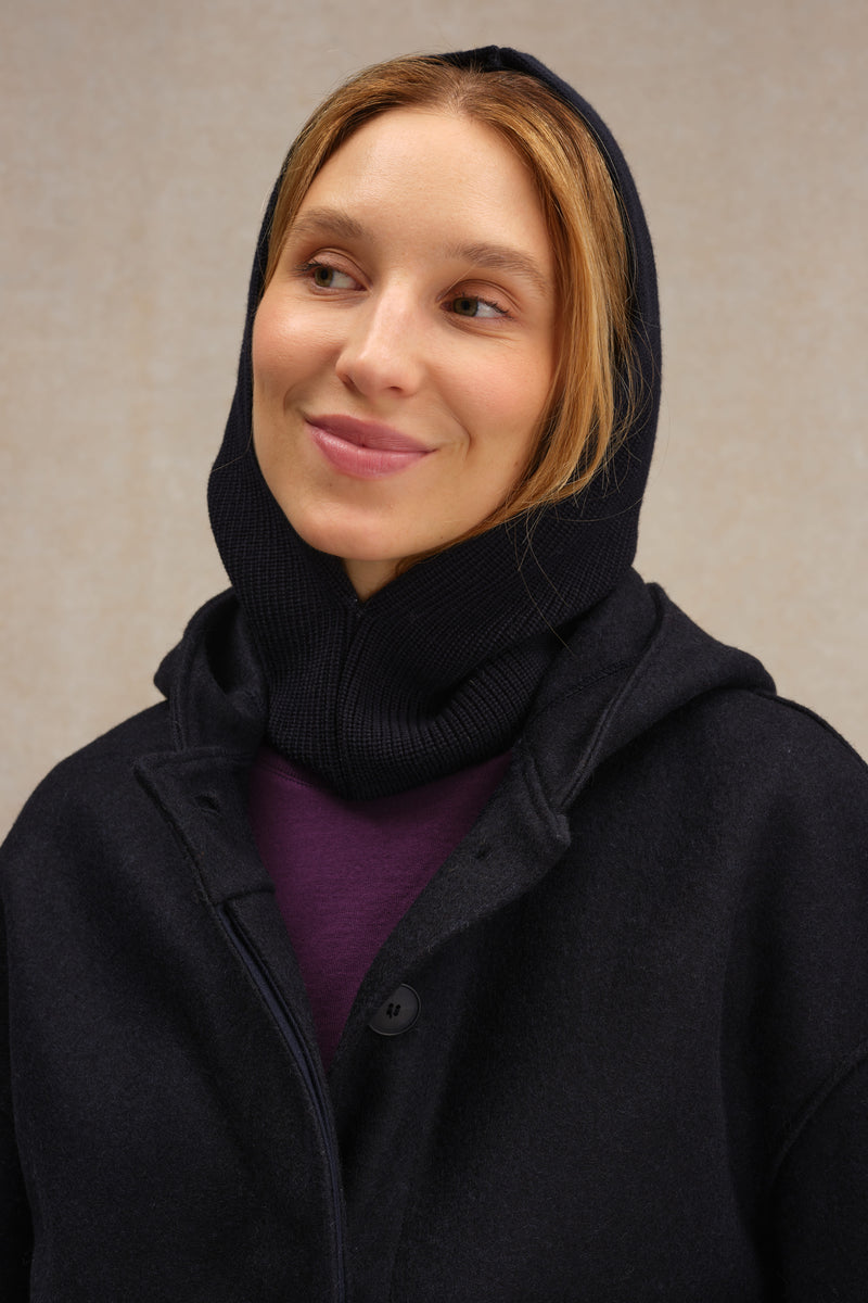 Cagoule bleu marine en laine mérinos pour femme