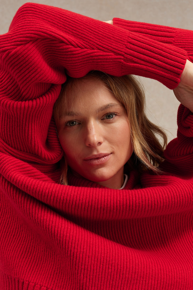 Pull femme col rond rouge à côtes anglaises
