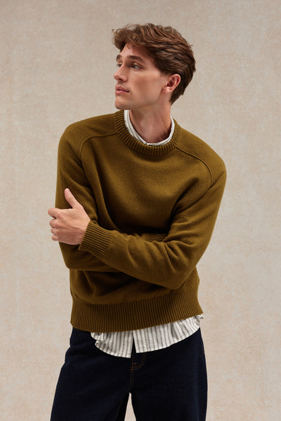 Men's olive green ribbed round-neck sweater