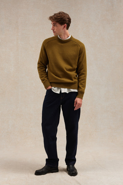Men's olive green ribbed round-neck sweater