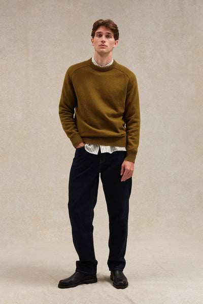 Men's olive green ribbed round-neck sweater