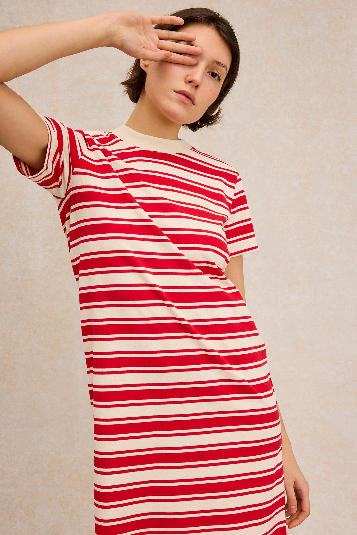 women's summer cotton dresses Full dress in offwhite and red Size:4/SMALL Interview Looks for Women Ciao Lucia