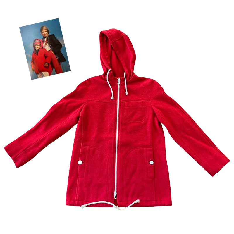 Manteau rouge à capuche - Seconde main